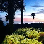 Superbe T1 Neuf Avec Vue Mer Sur Marinella